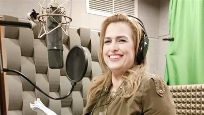  سيمون تروج لمسلسلها الإذاعي الجديد آدم وحياة قبل ساعات من انطلاقه