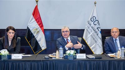 باستثمارات 150 مليون دولار.. اقتصادية قناة السويس: إنشاء مصنع لإنتاج الأمصال واللقاحات بالسخنة