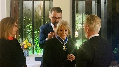 فايزة أبو النجا تحصل على وسام الاستحقاق ريو برانكو من البرازيل