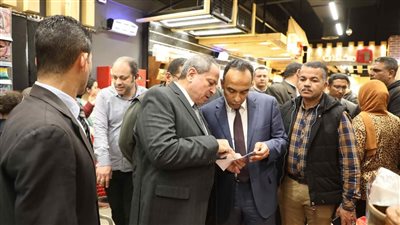 نائب محافظ المنيا يشدد على ضرورة عرض أسعار السلع بشكل واضح وخاصة الاستراتيجية