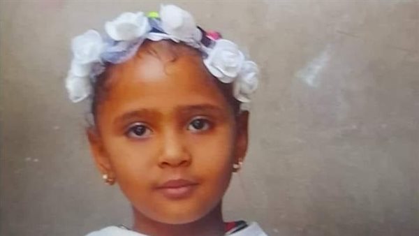 الطفلة القتيلة زينب