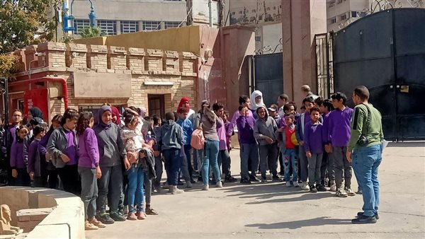 رحلة مدرسية بأسيوط