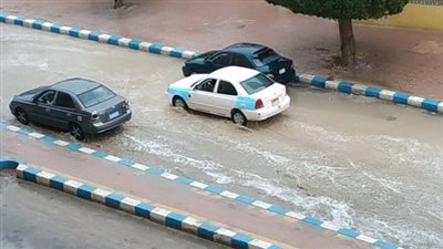 برق ورعد.. أمطار غزيرة وتقلبات جوية تضرب مطروح في ثاني أيام رمضان | بث مباشر