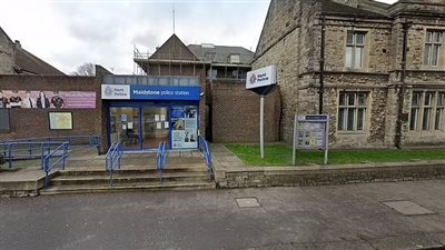 منها العنف الأسري.. انتقادات لشرطة بريطانيا بعد وضع أحد الأقسام لافتة بجرائم لا تستدعي القدوم للمركز 