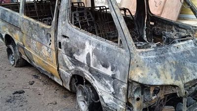 السيطرة على حريق في جراج بالمحلة.. وتفحم 3 سيارات 