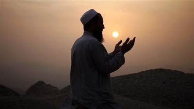 دعاء فجر اليوم الرابع من رمضان.. اللّهُمَّ افْتَحْ لي فيهِ أبوابَ الجِنان