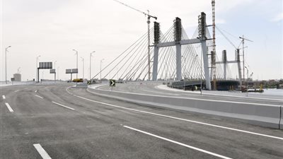 إصابة 12 شخصا في انقلاب ميكروباص بمحور روض الفرج