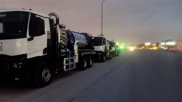 عربات سحب مياه الأمطار