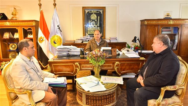 محافظ أسيوط 