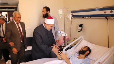 صلي على النبي متبخلش.. فيديو مؤثر للدكتور محمود وهبة الباحث بتجارة الأزهر قبل وفاته