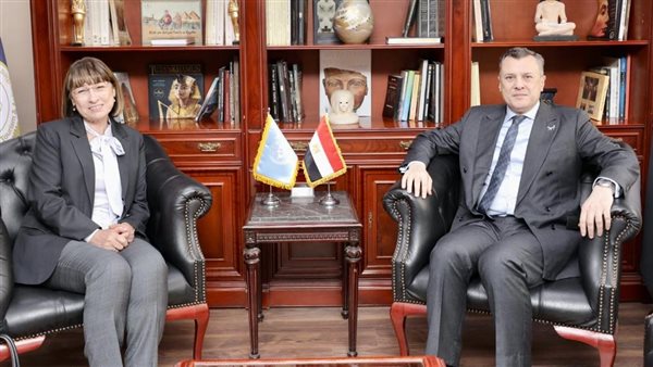 وزير السياحة والمنسق