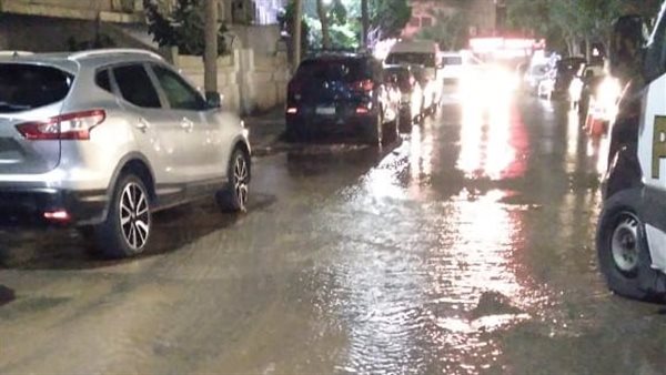 كسر ماسورة مياه 