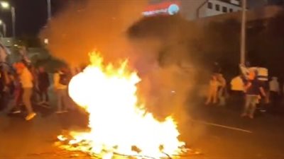 نتنياهو يؤجل خطابه وإضراب عام في تل أبيب.. ماذا يحدث في إسرائيل؟