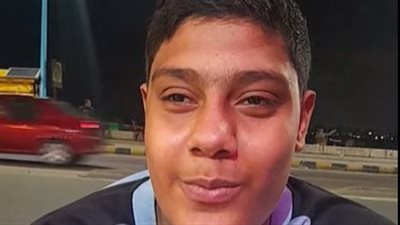 نفسي أدخل كلية طب وأفتح محل سبح.. قصة كفاح طالب ثانوي من ذوى الهمم بالإسكندرية | بث مباشر 