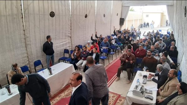 جانب من المزاد العلني