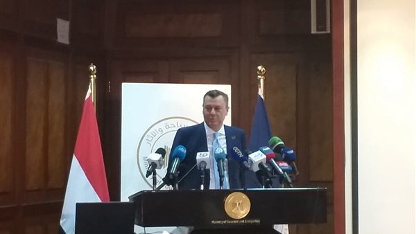 أحمد عيسي وزير السياحة