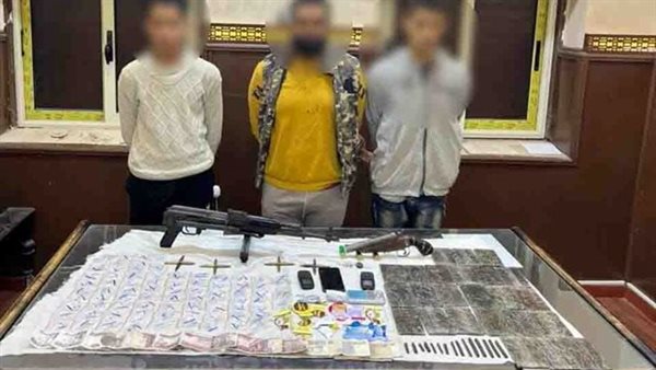 المتهمين والمضبوطات