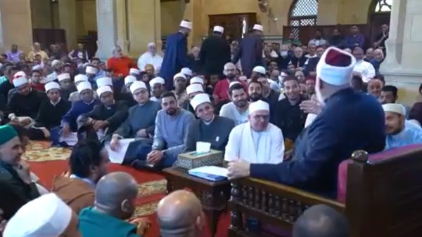 الشيخ علي جمعة خلال