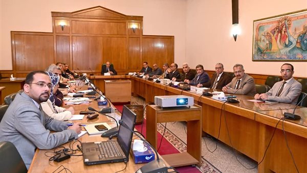 اجتماع وزير الموارد