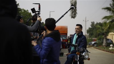 كنت هموت.. محمود فارس يكشف الصعوبات التي واجهته في مسلسل علاقة مشروعة