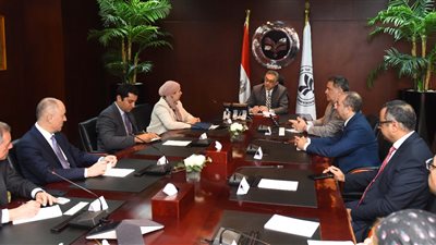 رئيس هيئة الاستثمار يبحث فرص التعاون مع شركة Mytilineos اليونانية