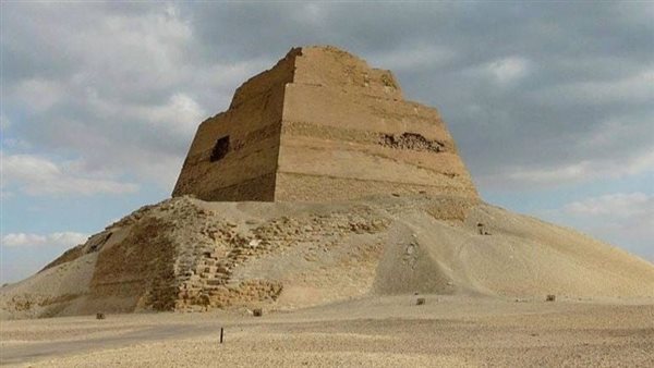  هرم الملك حوني