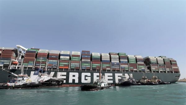 تعويم سفينة إيفر