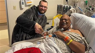 هدية الحياة..سائق أوبر أمريكي يتبرع بكليته لراكب بعد استدعائه لاصطحابه من المستشفى