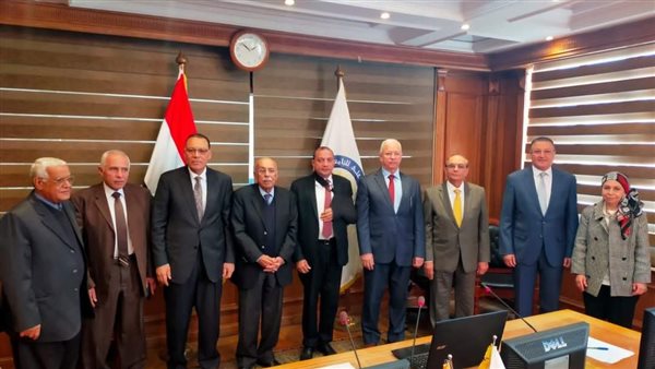 اللجنة المُختصة والمُشكلة