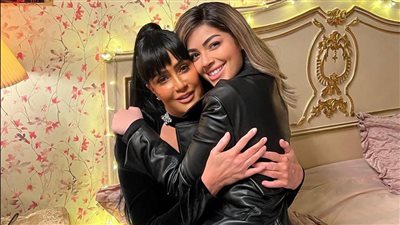 ليلى أحمد زاهر: الناس مستنية عودة غادة عبد الرازق في تلت التلاتة.. ومفيش مشاكل بينا