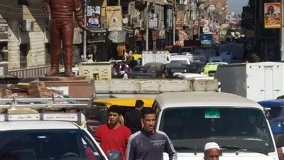 غلق كوبري بركة السبع.. وشكاوى من تكدسات مرورية بطريق القاهرة الإسكندرية الزراعي | صور