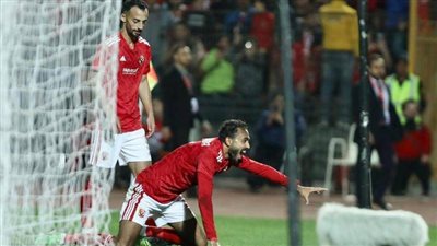 بعد التأهل لربع نهائي دوري أبطال إفريقيا.. مشجعو الأهلي يحتفلون بالفوز على الهلال | بث مباشر 