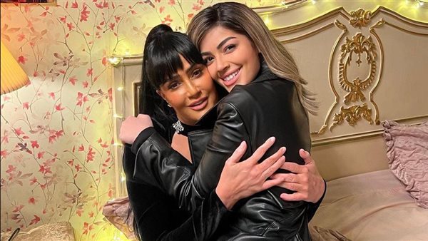 ليلى زاهر وغادة عبد