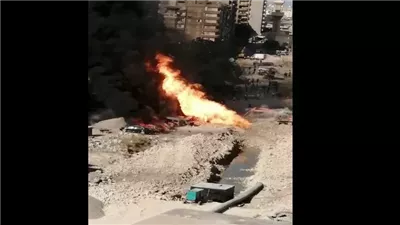 الحماية المدنية تحاول السيطرة على النيران إثر تسريب بخط غاز في حدائق القبة