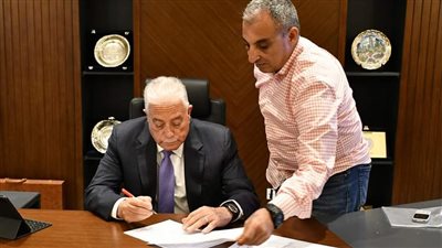 محافظ جنوب سيناء يصدق على 148 قرار تصالح لمخالفات البناء بشرم الشيخ
