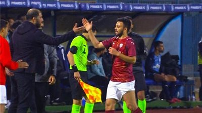 صلاح محسن يقود هجوم سيراميكا كليوباترا أمام الإسماعيلي في الدوري