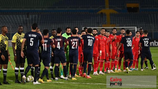 بيراميدز وفيوتشر