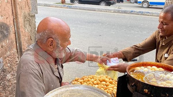 أشهر بائع زلابية