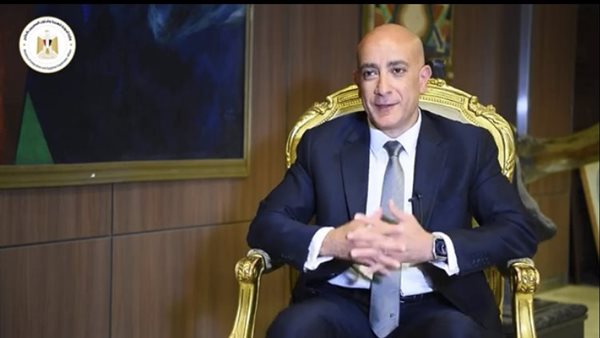 مستثمر مصري بالخارج