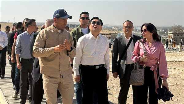 وزير الثقافة والسياحة